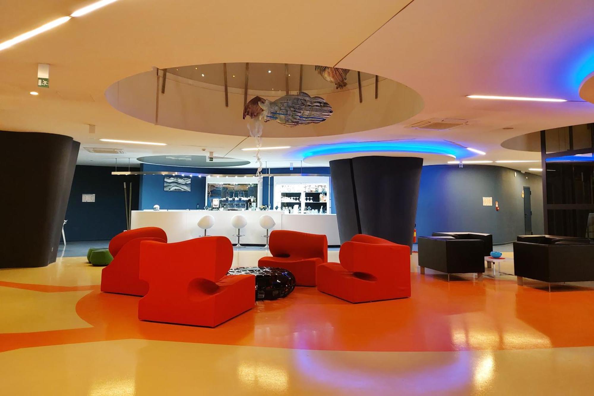 Poseidon Hotel 4*